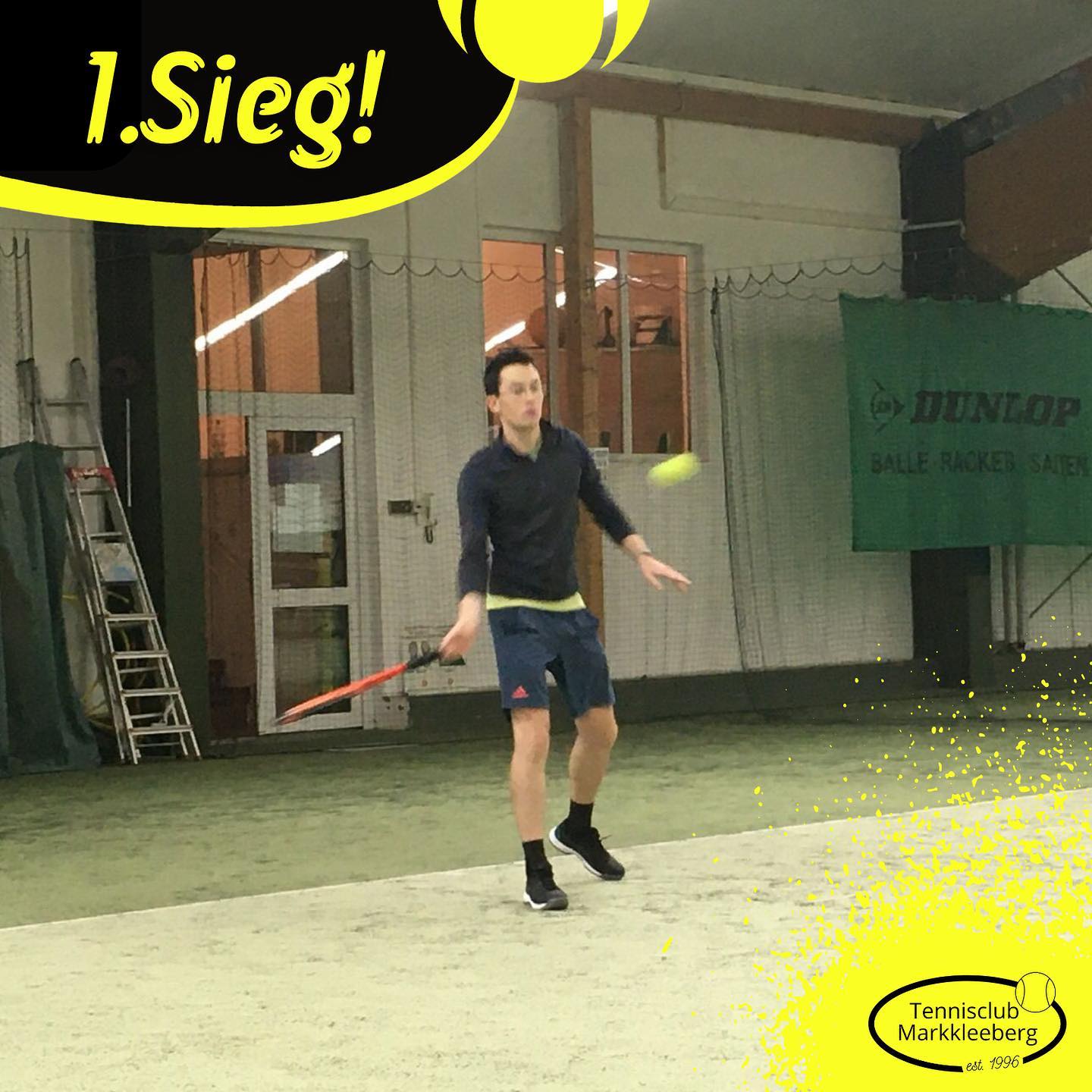 Erster Sieg im zweiten Anlauf! Der Kapitän war wieder an Board und führte das Team an Position 1 souverän nach Einzeln zum 4:0 gegen die zweite Mannschaft des TC Rosenthal, die Doppel konnten zeitbedingt nicht mehr begonnen werden. Damit ist der erste Schritt in Richtung Klassenerhalt geschafft und das Team setzt sich vorerst im Tabellenmittelfeld fest. Am 11. Dezember geht es mit dem schweren Auswärtsspiel in Oschatz weiter.
#tennis #leipzigtennis #markkleeberg #leipzig #sieg #gemeinsamtennis #team #STV #punktspiel #wintersaison #saisonauftakt #sachsentennis #sogehtsaechsisch #sogehtsächsisch #laz #tcmarkkleeberg