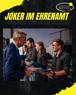 Glückwunsch! Unser Vorstandsmitglied Pascal Teubert wurde am Freitag für sein ehrenamtliches Engagement im Sport vom sächsischen Innenminister Armin Schuster ausgezeichnet.

Mit der Auszeichnungen „Joker im Ehrenamt“ wurden Bürgerinnen und Bürger geehrt, die sich durch langjährige und besonders herausragende ehrenamtliche Tätigkeit in der Sport- bzw. in der Sportjugendarbeit verdient gemacht haben. 

Danke für deinen unermüdlichen Einsatz, deine Zeit und deine Verlässlichkeit. Solche Arbeit passiert oft im Hintergrund - umso schöner, dass sie gesehen und gewürdigt wird.

Wir freuen uns mit dir!

LH