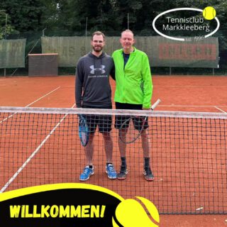 Wir freuen uns, zwei neue Mitglieder unserer Herrenmannschaft nun auch offiziell begrüßen zu dürfen! Manni und Konrad bereichern unser Team seit dieser Saison und wir können sagen: Schön, dass ihr da seid, ihr passt zu uns, Jungs! Während der schier unermüdliche Manni aus der alten Heimat zu uns wechselte, wagte Konrad nach 15 Jahren ein Comeback auf dem Court und begeisterte mit einem Start von 0 auf 100. Wir sind gespannt auf die Zukunft der vergrößerten Mannschaft! #tennis #markkleeberg #leipzig #leipzigtennis #Mannschaft #neuzugänge #neuzugang #Team #willkommen #zuwachs #sogehtsaechsisch #sogehtsächsisch #sachsentennis #bereicherung